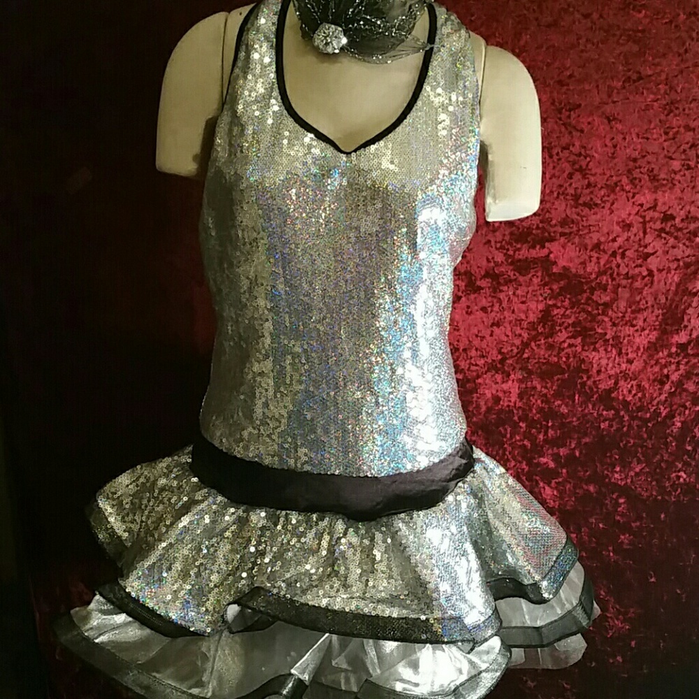 Womens Costume